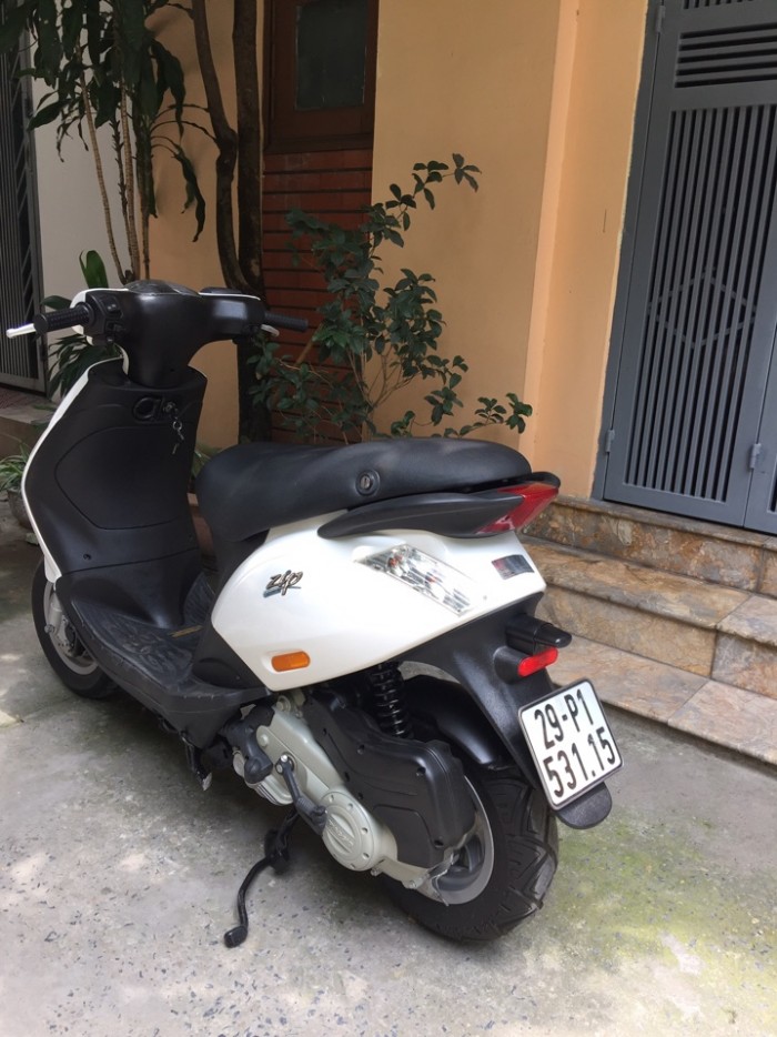 Piaggio Zip mầu trắng đky 2016 chạy 8000km
