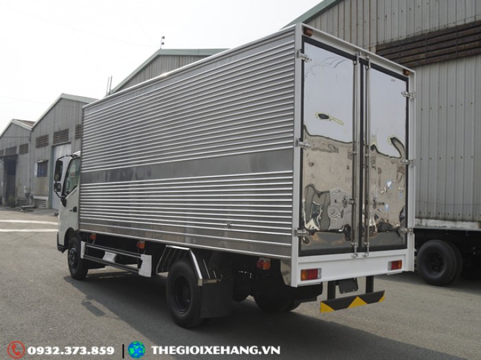 Xe Tải Hino 3T49 - XZU720L - 3T49 - Thùng Kín - 2017 - Euro 4