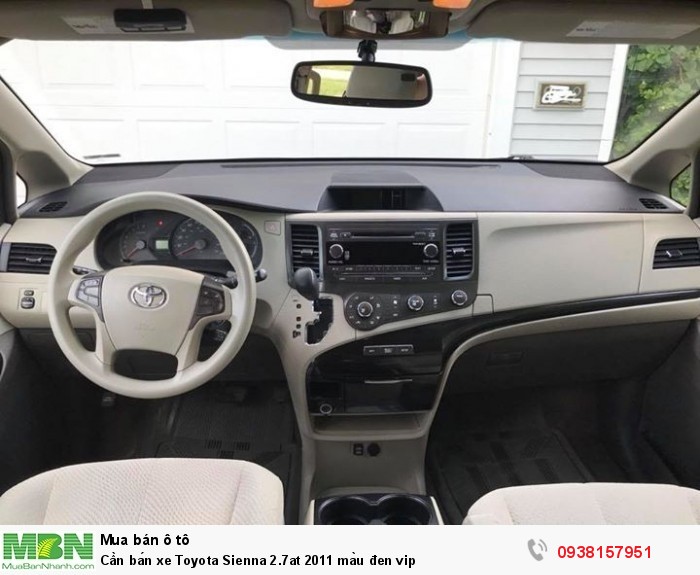Cần bán xe Toyota Sienna 2.7at 2011 màu đen vip