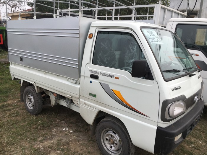 Giá xe tải 8 tạ, 9 tạ Suzuki Trường Hải chính hãng
