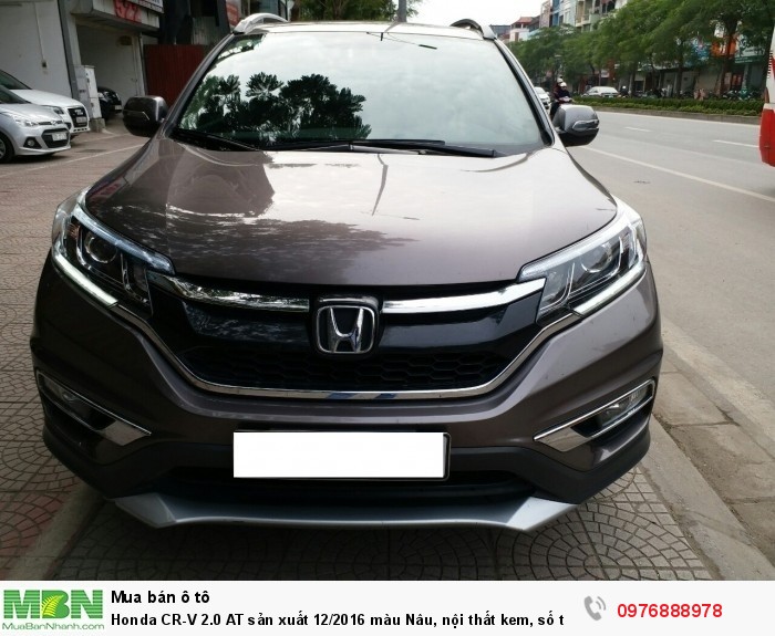 Honda CR-V 2.0 AT sản xuất 12/2016 màu Nâu, nội thất kem, số tự động. Biển Hà Nội