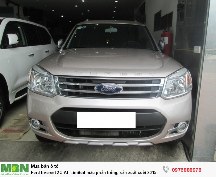 Ford Everest 2.5 AT Limited màu phấn hồng, sản xuất cuối 2015 số tự động
