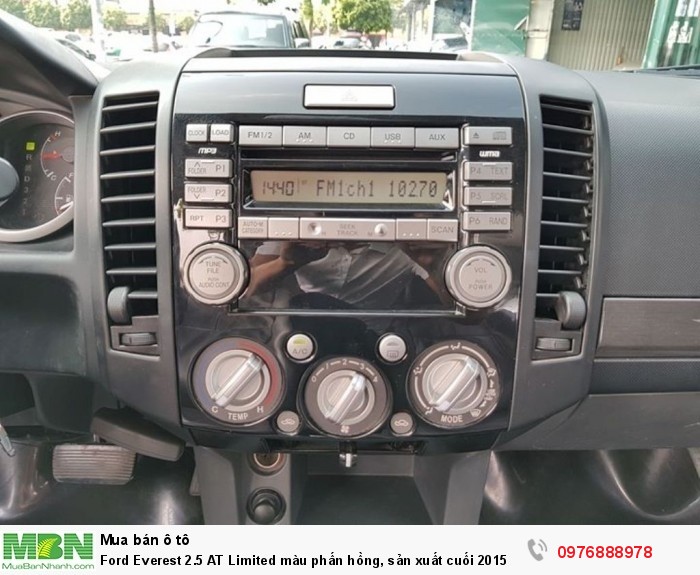 Ford Everest 2.5 AT Limited màu phấn hồng, sản xuất cuối 2015 số tự động
