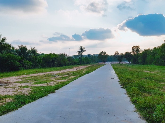 Đất Thích Hợp Cho Các Nhà Đầu Tư ở đường Búng Gội.Gía siêu rẻ, nhanh tay liên hệ e nhé.