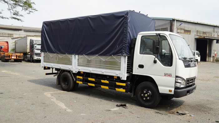 Bán xe tải ISUZU 1T9 thùng bạt,Xe có sẵn Giao Ngay-hỗ trợ vay trả góp 90%