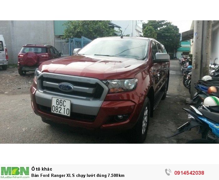 Bán Ford Ranger XLS chạy lướt đúng 7.500km