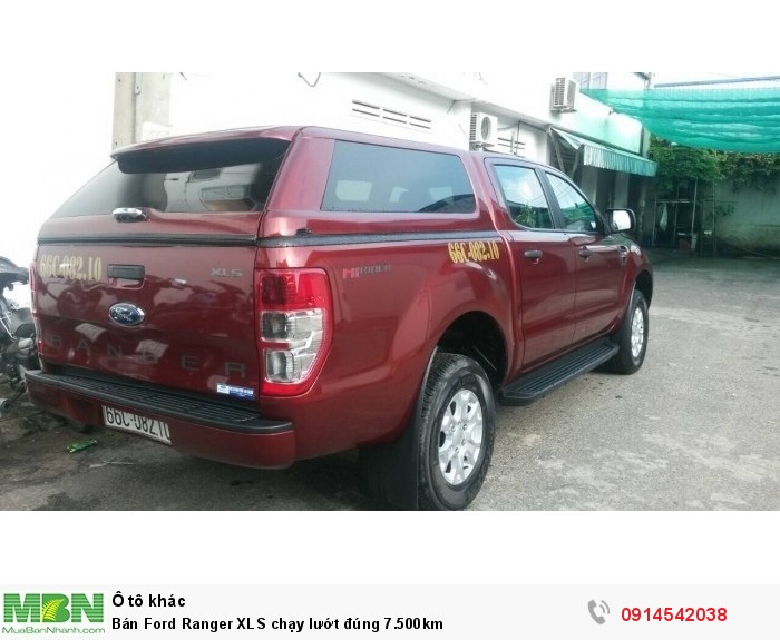Bán Ford Ranger XLS chạy lướt đúng 7.500km