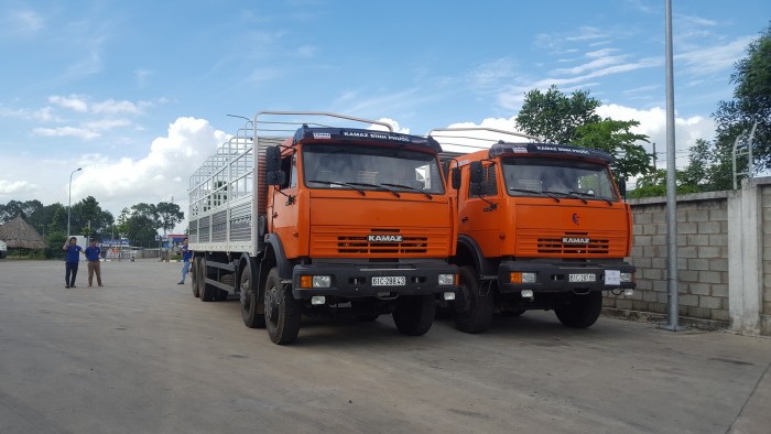 Xe tải thùng Kamaz 18 tấn thùng 9m | Bán xe tải thùng 4 giò Kamaz nhập khẩu
