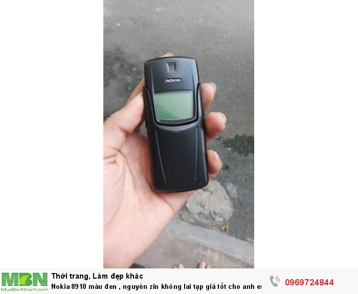 Nokia 8910 màu đen , nguyên zin không lai tạp giá tốt cho anh em0