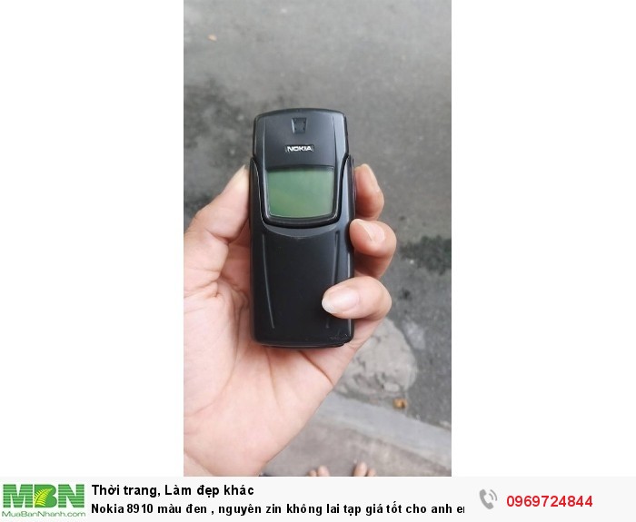 Nokia 8910 màu đen , nguyên zin không lai tạp giá tốt cho anh em3