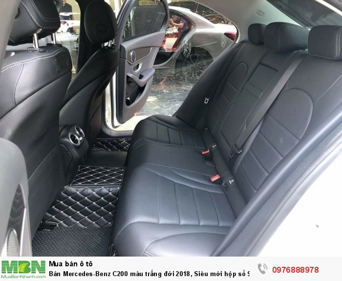 Bán Mercedes-Benz C200 màu trắng đời 2018, Siêu mới hộp số 9 Cấp.