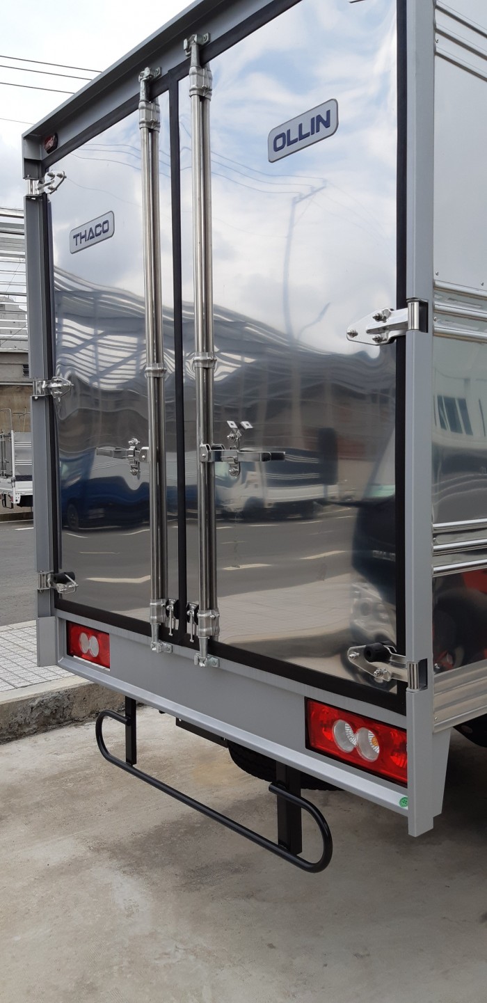 Bán Thaco Ollin 350 new, tải trọng 2150kg- 3490kg, máy Isuzu, euro4 năm sản xuất 2018, màu trắng, xe nhập