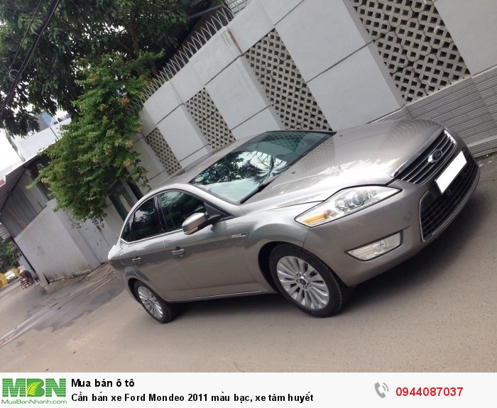 Cần bán xe Ford Mondeo 2011 màu bạc, xe tâm huyết