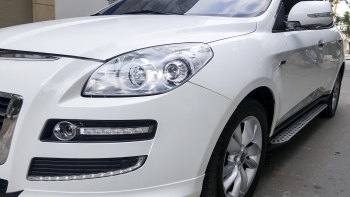 Bán Luxgen U7 nhập khẩu 2 cầu 4x4, đời 2013 biển TPHCM,màu trắng tinh