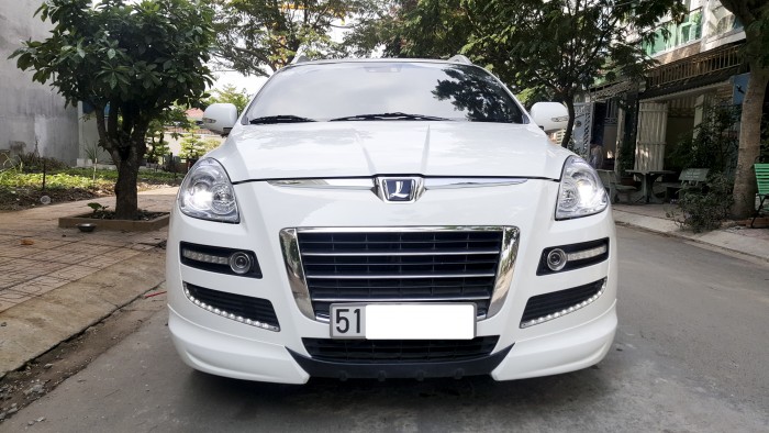 Bán Luxgen U7 nhập khẩu 2 cầu 4x4, đời 2013 biển TPHCM,màu trắng tinh