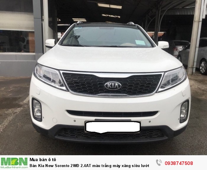 Bán Kia New Sorento 2WD 2.4AT màu trắng máy xăng siêu lướt