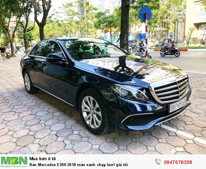 Bán Mercedes E200 2018 màu xanh chạy lướt giá tốt