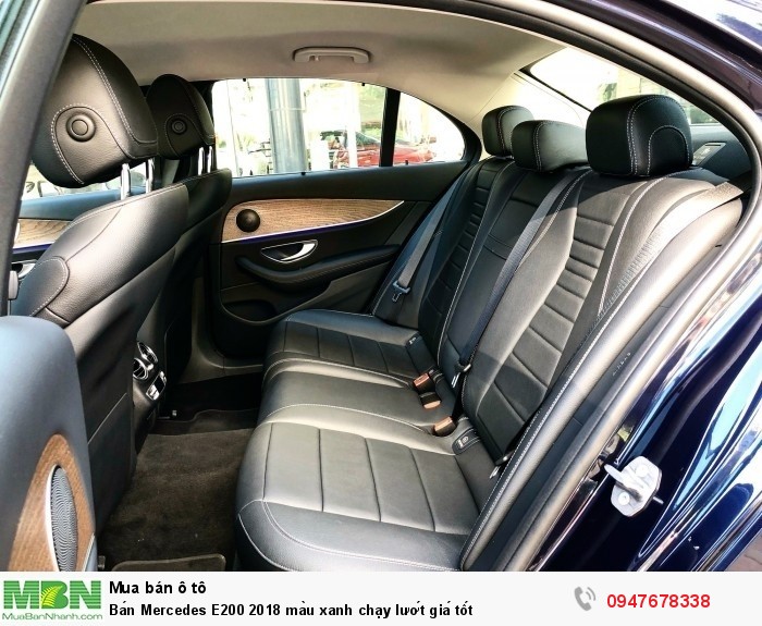 Bán Mercedes E200 2018 màu xanh chạy lướt giá tốt