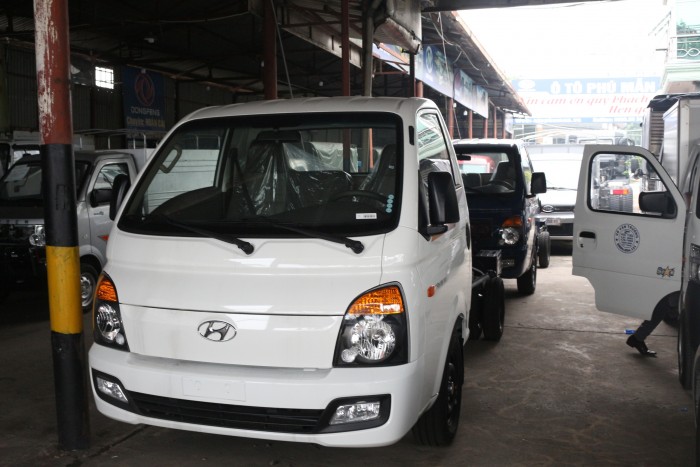 Bán xe tải Hyundai 1T5 mới đời 2018 giá rẻ