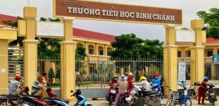 Bán đất mặt tiền đường 832 đối diện KCN Nhựt Chánh, sổ sẵn