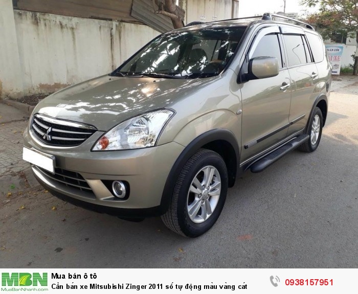 Cần bán xe Mitsubishi Zinger 2011 số tự động màu vàng cát
