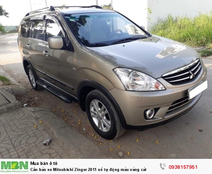 Cần bán xe Mitsubishi Zinger 2011 số tự động màu vàng cát