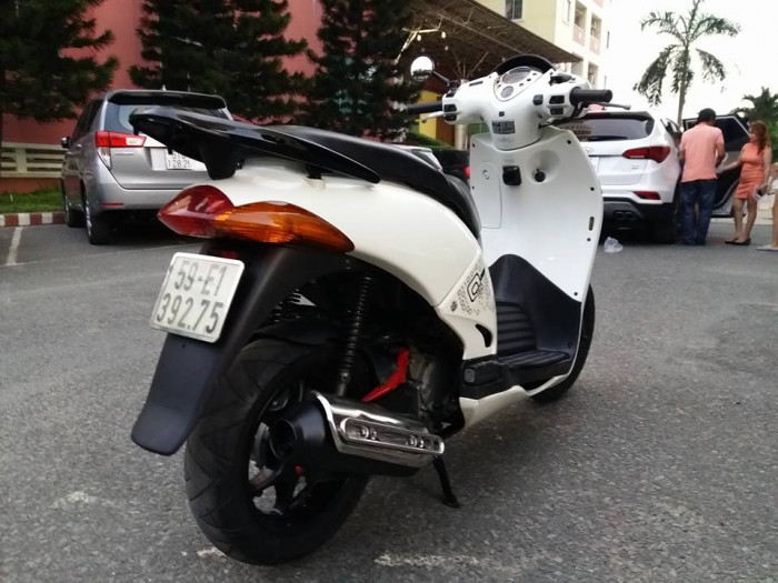 Honda @ 150 Trắng,cảm ứng Đời cao Nhập khẩu nguyên thùng của Ý