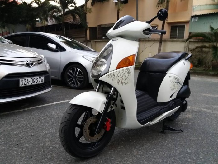 Honda @ 150 Trắng,cảm ứng Đời cao Nhập khẩu nguyên thùng của Ý