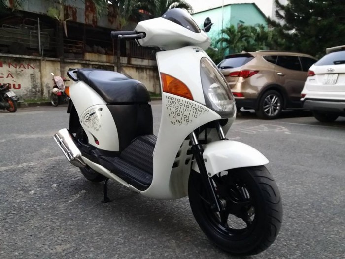 Honda @ 150 Trắng,cảm ứng Đời cao Nhập khẩu nguyên thùng của Ý