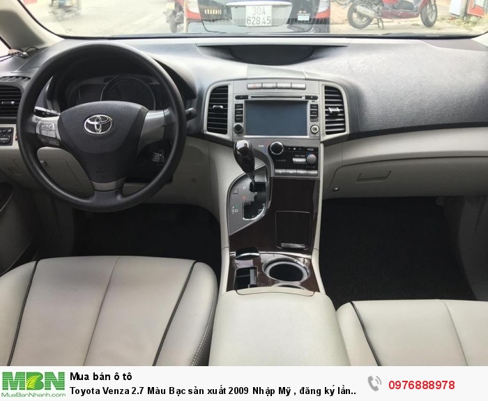 Toyota Venza 2.7 Màu Bạc sản xuất 2009 Nhập Mỹ, đăng ký lần đầu 2010