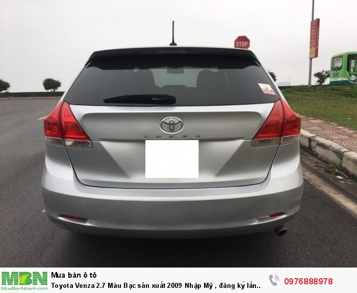 Toyota Venza 2.7 Màu Bạc sản xuất 2009 Nhập Mỹ, đăng ký lần đầu 2010