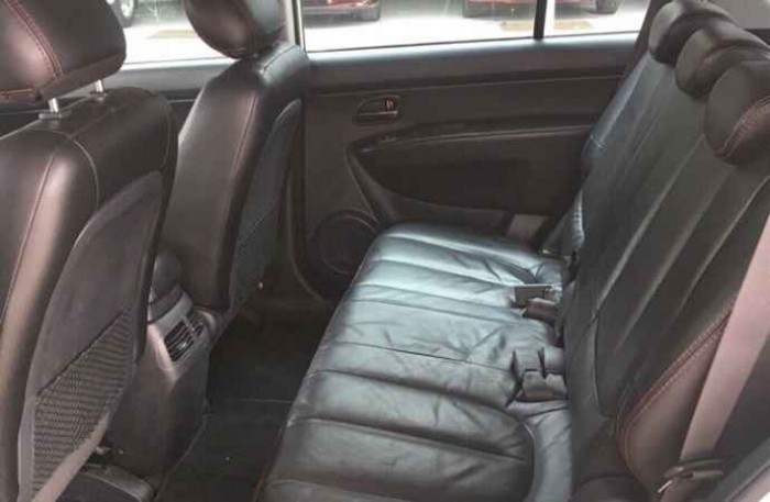 Cần bán gấp Kia Carens 2.0 tự động 2014 màu trắng xe gia đình giữ kỹ