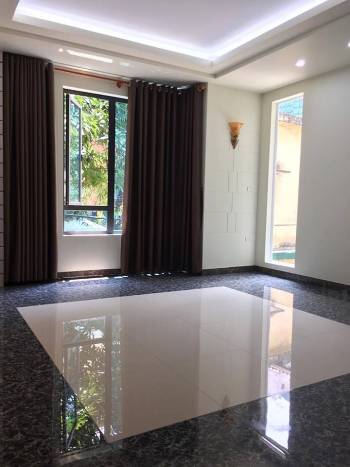 Bán nhà Nguyễn Phong Sắc, Cầu Giấy, dt 51 m2 x 4 tầng cực đẹp, ô tô cách nhà chỉ 5m
