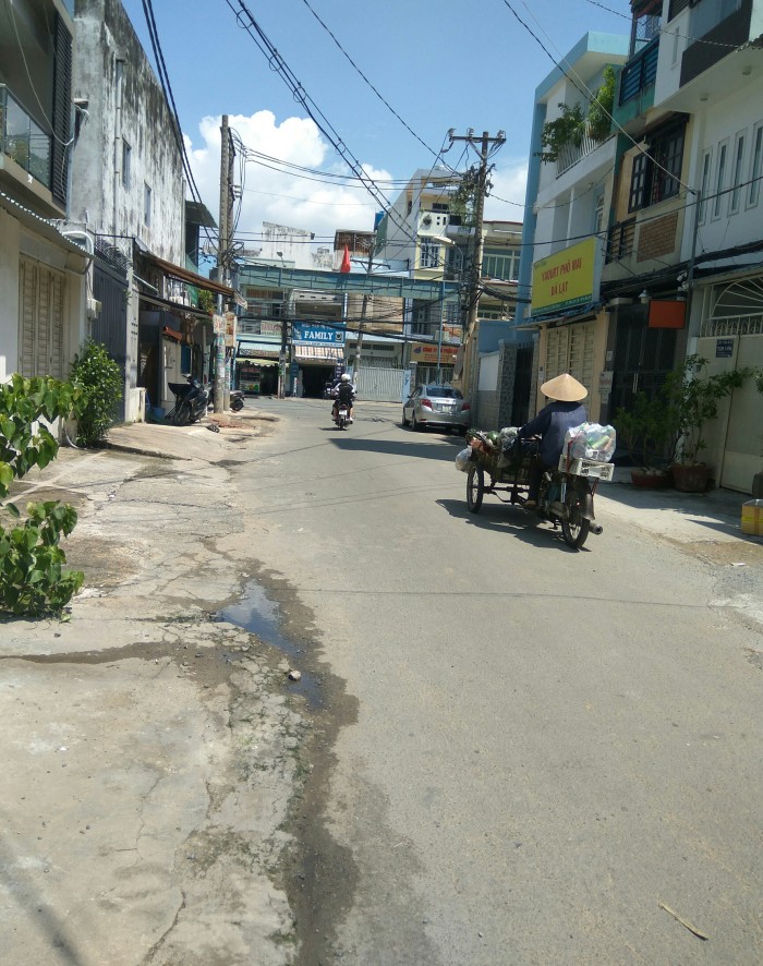 Cho thuê mặt bằng đường Bùi Đình Túy quận Bình Thạnh