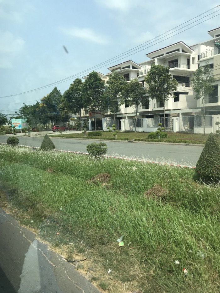 Đất nằm ngay khu TTHC  quận 2, tphcm 110m