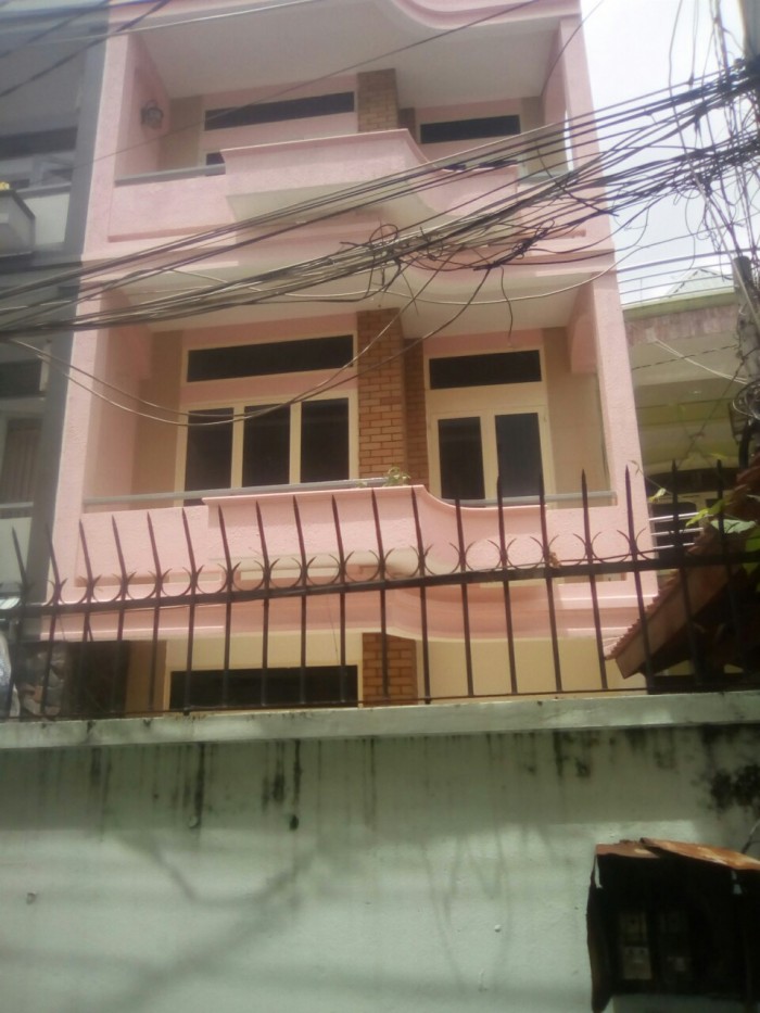 Bán nhà đường xe tải Nơ Trang Long p,13 BT diện tích 75m2