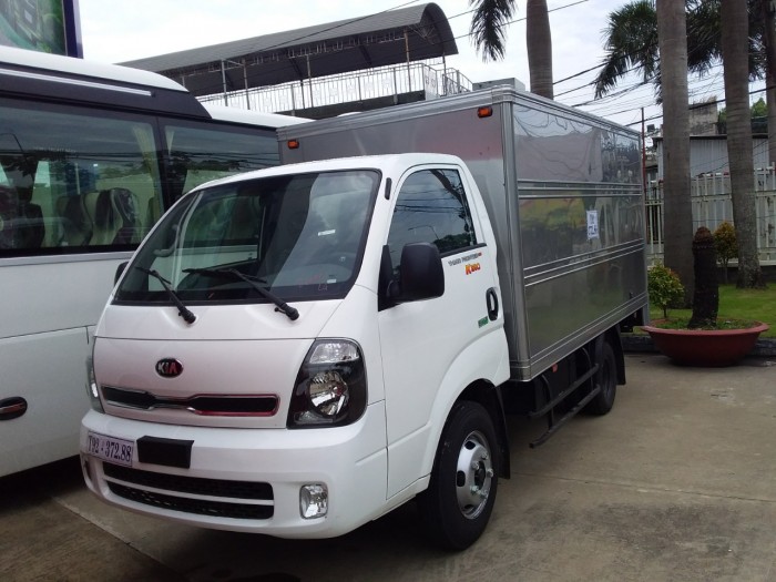 Bán xe tải Thaco Kia K250 thùng mui bạt, thùng kín, thùng lửng
