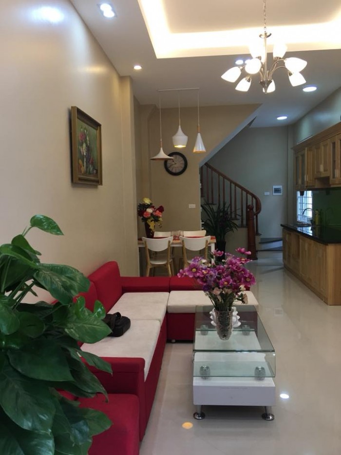 Siêu phẩm nhà đẹp ở luôn, Trần Khát Chân 35m2, 5 tầng, MT 5m gần phố chỉ 3.8 tỷ.