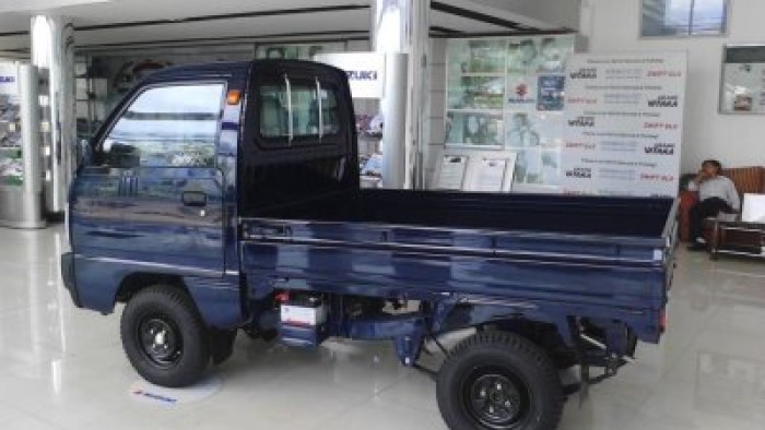 Suzuki 650kg đóng thùng các loại giá tốt hỗ trợ ngân hàng tặng 100% và nhiều quà tặng hấp dẫn khác