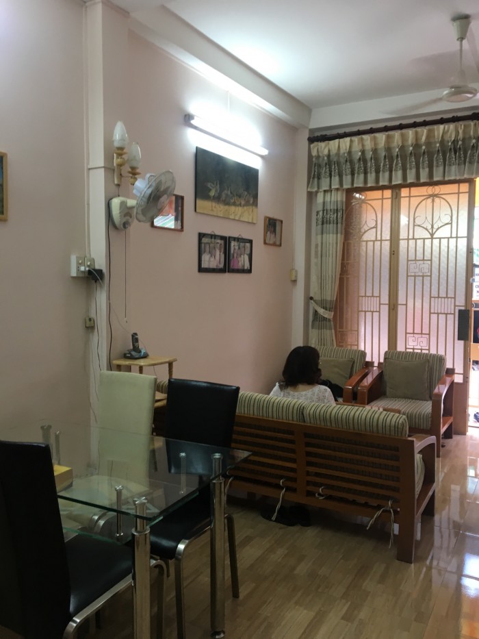 Bán Gấp đi nước ngoài, nhà hẻm Nguyễn Thiện Thuật Q3, giá 8.7 tỷ
