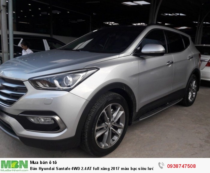 Bán Hyundai Santafe 4WD 2.4AT full xăng 2017 màu bạc siêu lướt