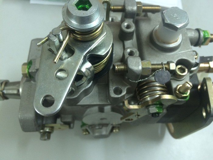 Chuyên cung cấp cao su chân máy và phụ tùng động cơ