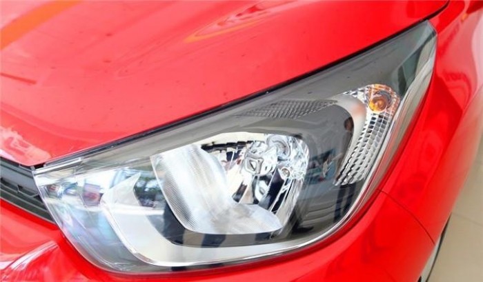 Bán Spark xả hàng rầm rầm, giá cực thấp