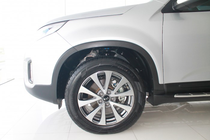 ( KIA Bà Rịa Vũng Tàu) Bán Kia Sorento 2018, bạc, hỗ trợ thủ tục ngân hàng, bảo hiểm, liên hệ Ms. Đào 0937.733.547