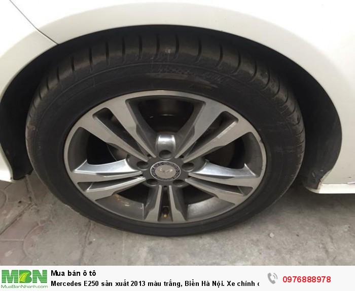 Mercedes E250 sản xuất 2013 màu trắng, Biển Hà Nội. Xe chính chủ từ đầu