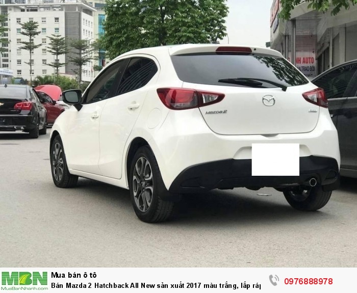 Bán Mazda 2 Hatchback All New sản xuất 2017 màu trắng, lắp ráp trong nước