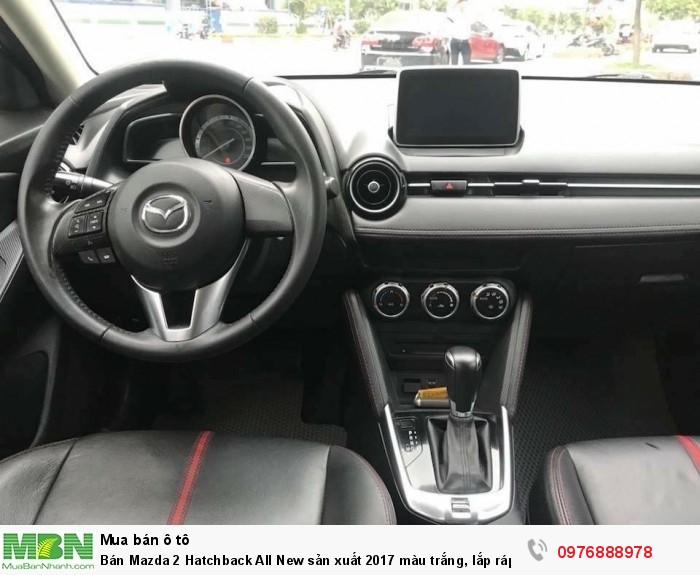 Bán Mazda 2 Hatchback All New sản xuất 2017 màu trắng, lắp ráp trong nước