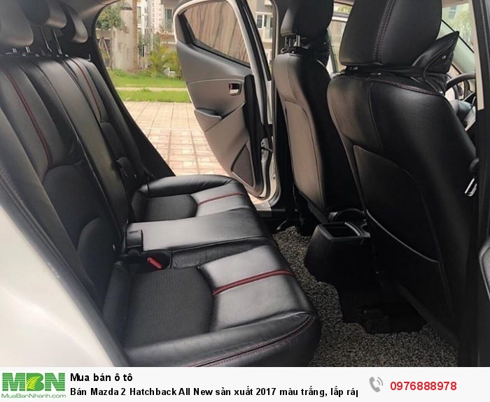 Bán Mazda 2 Hatchback All New sản xuất 2017 màu trắng, lắp ráp trong nước