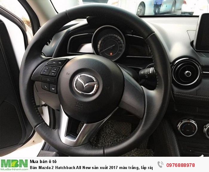 Bán Mazda 2 Hatchback All New sản xuất 2017 màu trắng, lắp ráp trong nước