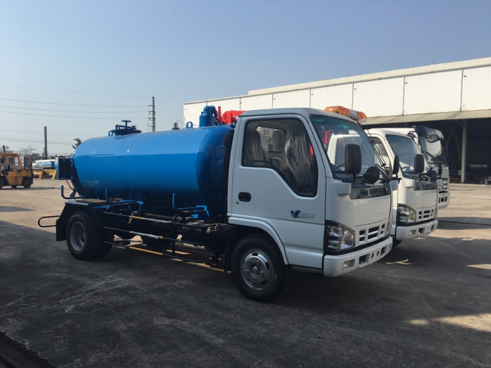 Xe hút chất thải ,hầm cầu  3,6 khối